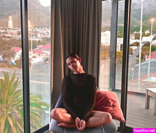 Maria Gracia OnlyFans Thumbnail #ZHE2tnVgPQ