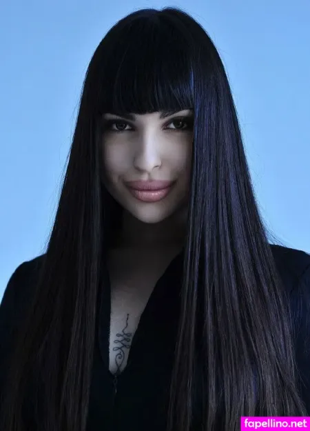 Maria Hot Baby OnlyFans Thumbnail #4YcBs6UUf1