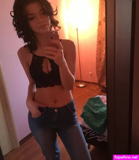 Maria Kozay OnlyFans Thumbnail #yFg8ZlZzs2
