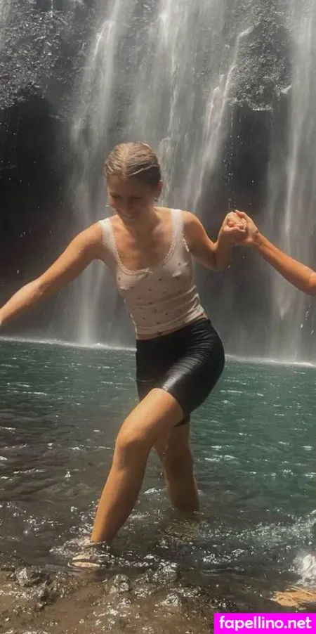 Maria Ludovicaa OnlyFans Thumbnail #012mDXhqCd