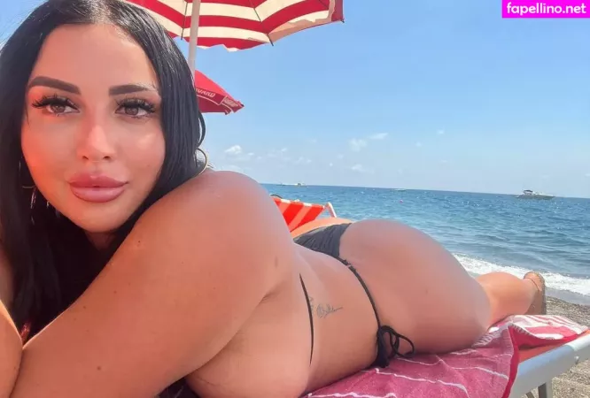 Maria Luisa OnlyFans Thumbnail #q2iscvcaYf