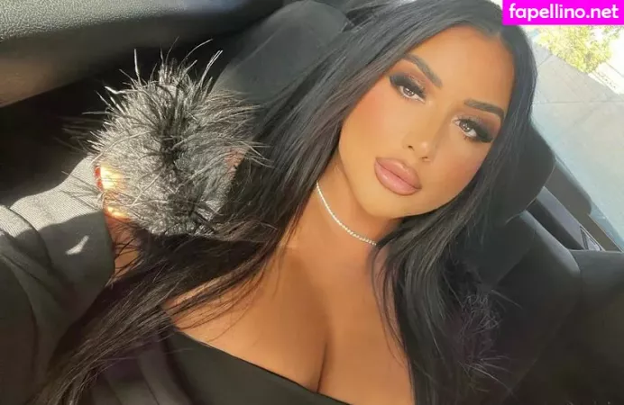 Maria Luisa OnlyFans Thumbnail #tqps122bHq