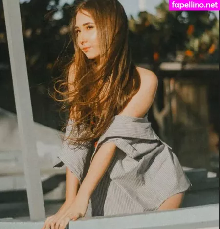 Maria Luiza Signorin OnlyFans Thumbnail #iVABq0o8gd
