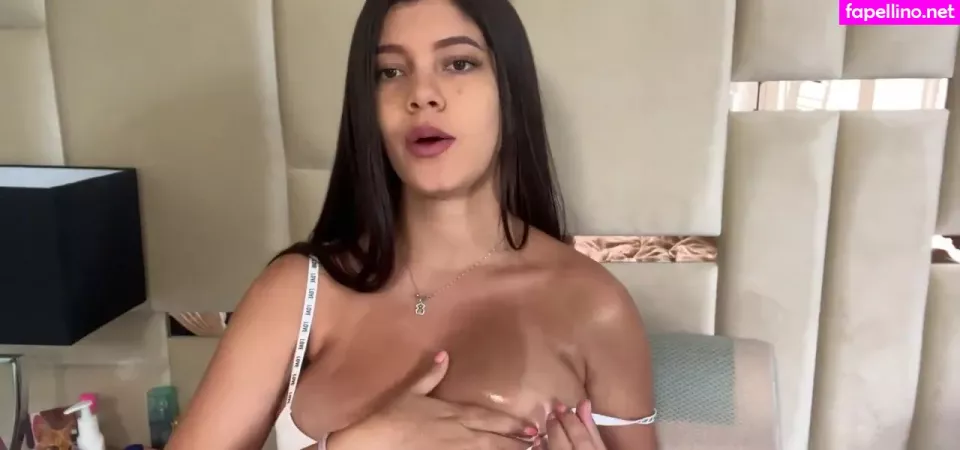 Maria Martin OnlyFans Thumbnail #vD8IIg9yFc