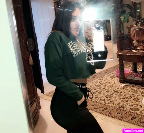 Maria Sharrad OnlyFans Thumbnail #46UkmcizYR