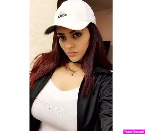 Maria Sharrad OnlyFans Thumbnail #GAa3w2nCcv