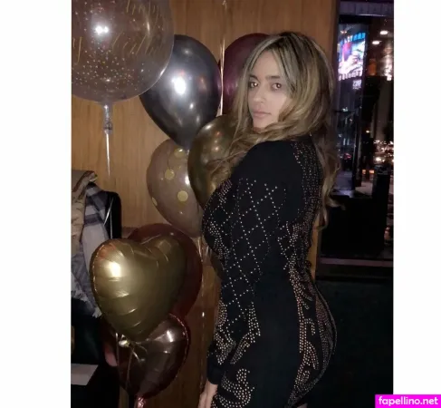 Maria Sharrad OnlyFans Thumbnail #qO9GyKrXRt