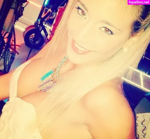 Maria Sol Perez OnlyFans Thumbnail #M0V4lqqYrU