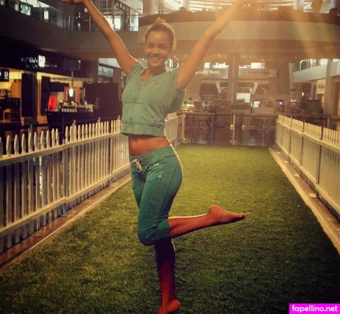 Maria Sten OnlyFans Thumbnail #b0Jrwra0zm