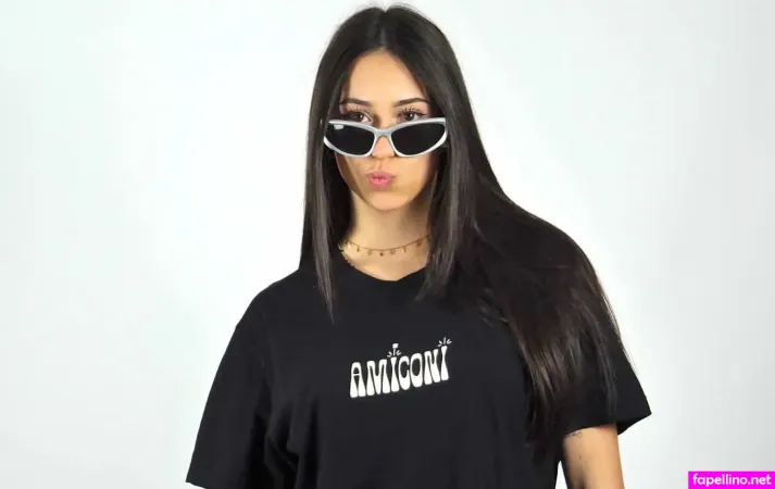 Maria Vittoria De Matteis OnlyFans Thumbnail #xLkEPf94vJ