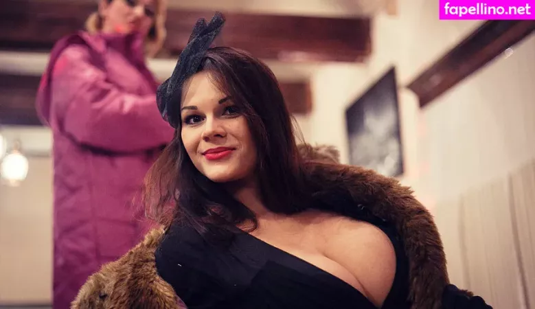 Maria Von Zarring OnlyFans Thumbnail #Fmert1osze