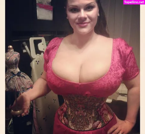 Maria Von Zarring OnlyFans Thumbnail #ILa2C2LbGW
