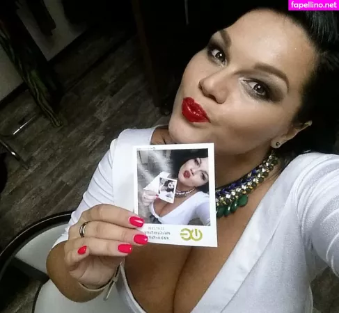 Maria Von Zarring OnlyFans Thumbnail #TFh83vdn95