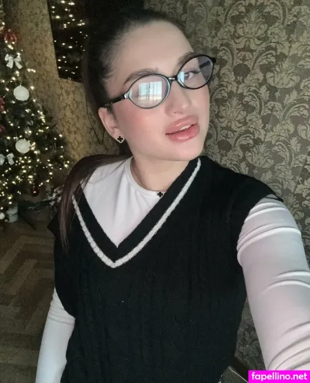 Maria34578 OnlyFans Thumbnail #4TUmsyPB4L