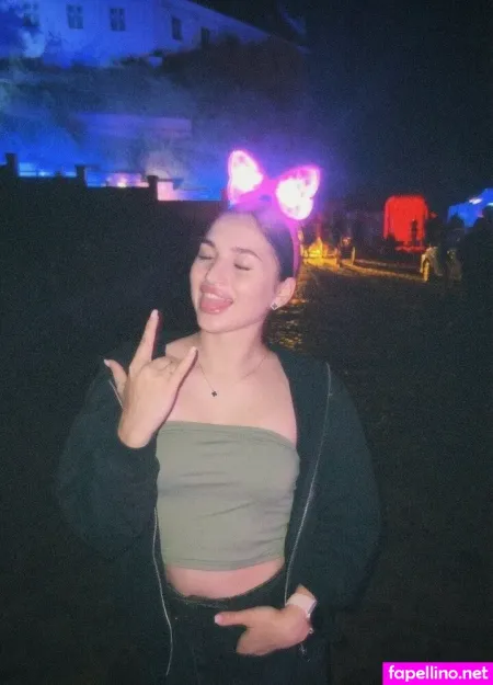 Maria34578 OnlyFans Thumbnail #llnS8bWh02