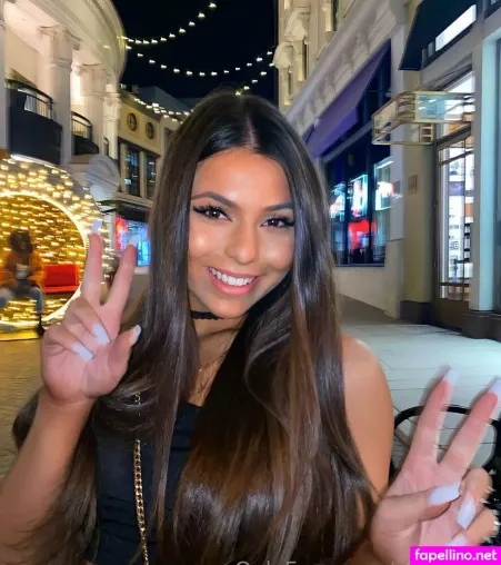 Mariaakk OnlyFans Thumbnail #b2iLWZmLLY