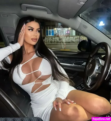 Mariabeatrice OnlyFans Thumbnail #nfyHHFxAmp