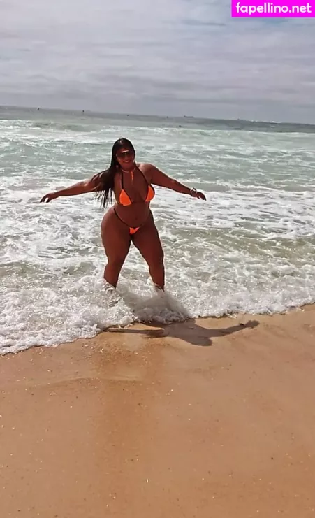 Mariabronzeada OnlyFans Thumbnail #JBYmBF6Nxj