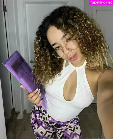 Mariacabello OnlyFans Thumbnail #7zo2QQTInf