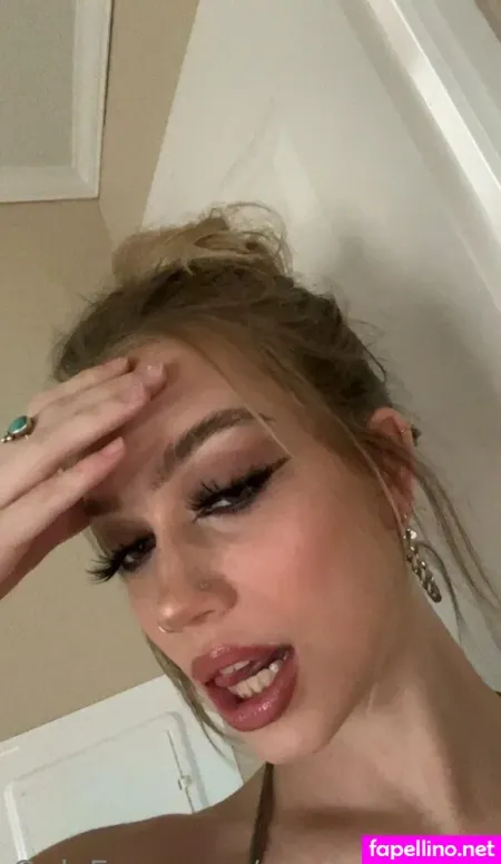 Mariacheer18 OnlyFans Thumbnail #FJZobJY9CI