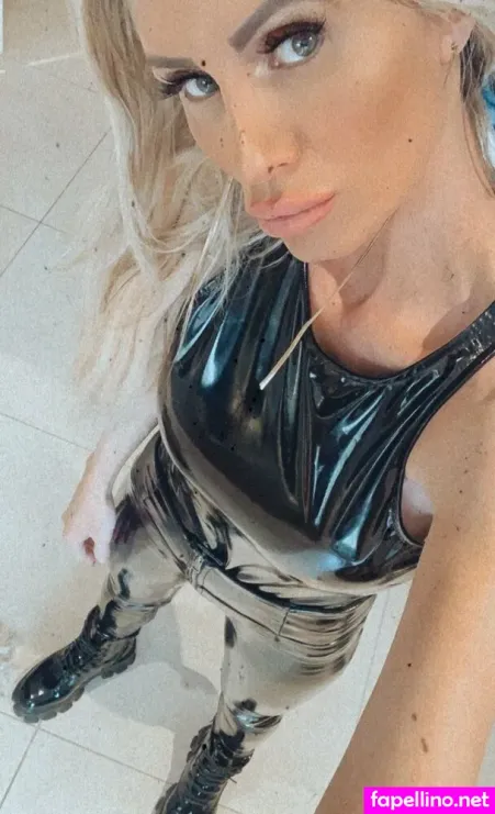 Mariaelondon OnlyFans Thumbnail #jB6EDURdZK