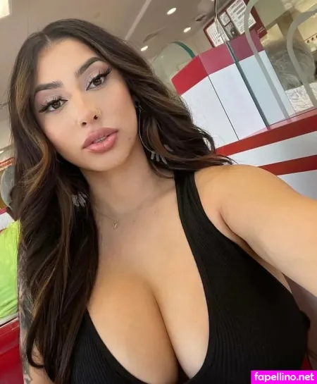 Mariafelicityagredano OnlyFans Thumbnail #zzgoaMOxXk
