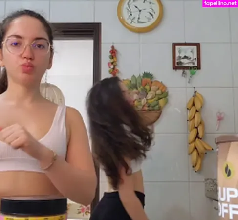 Mariagemeaoficial OnlyFans Thumbnail #0ik5A4DlQH