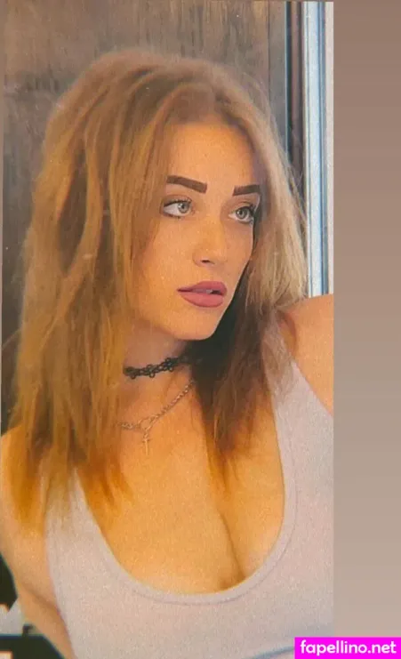 Mariah Rose Faith OnlyFans Thumbnail #p2AaAiUpn8