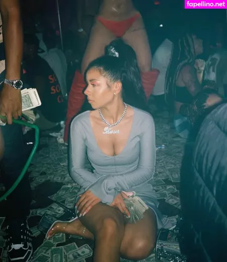 Mariah The Scientist OnlyFans Thumbnail #it1AJRC4S6