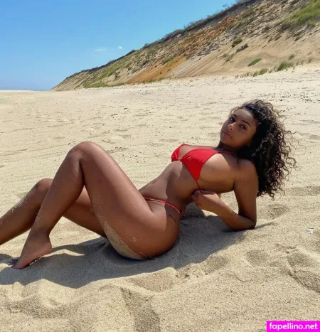 Mariahellie OnlyFans Thumbnail #68f92u9JnB