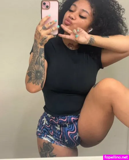 Mariahjsofine OnlyFans Thumbnail #hnqbInBJf3