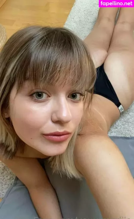 Mariaholovko OnlyFans Thumbnail #75hvVqnc5R
