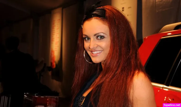 Mariakanellis OnlyFans Thumbnail #C4lBZYJkfq