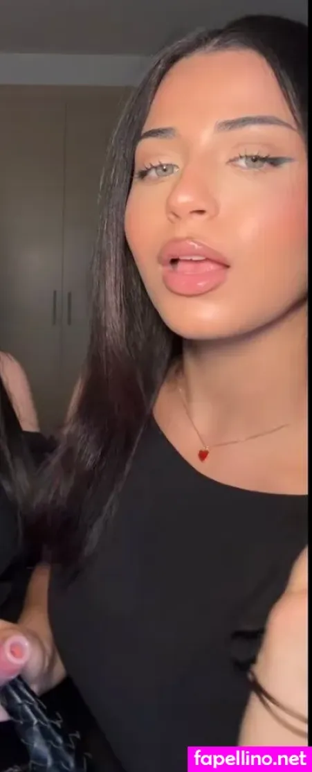 Mariamalkk OnlyFans Thumbnail #QBimHSWlef