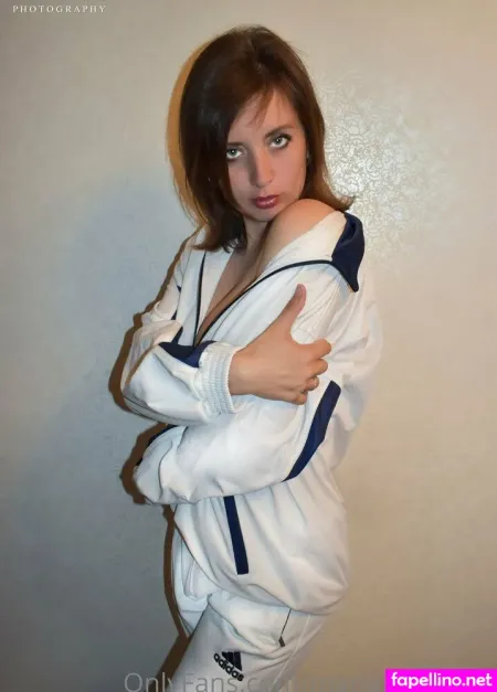 Mariamoon8m OnlyFans Thumbnail #DKsobFMBxA