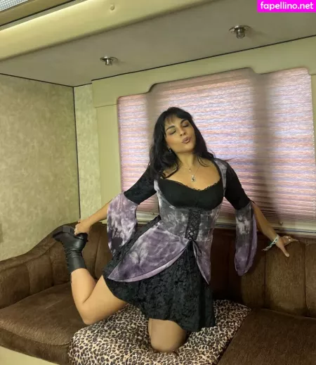 Mariana De Miguel OnlyFans Thumbnail #aAIYENzunW