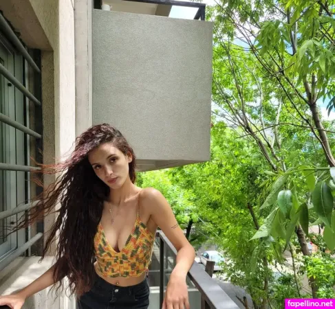 Mariana Duprat OnlyFans Thumbnail #0LKSTUOnfK