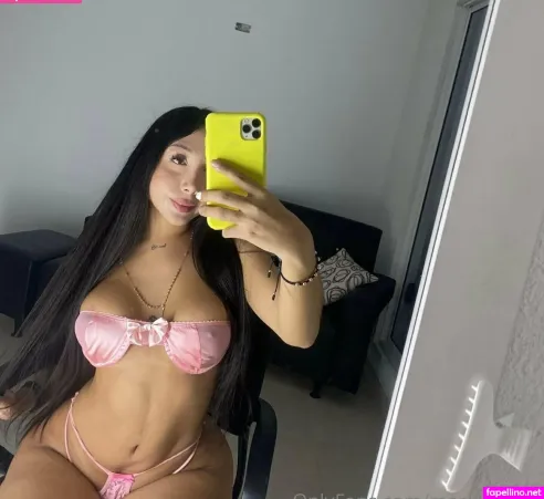 Mariana Hernandez OnlyFans Thumbnail #0Wm5VqZlzS