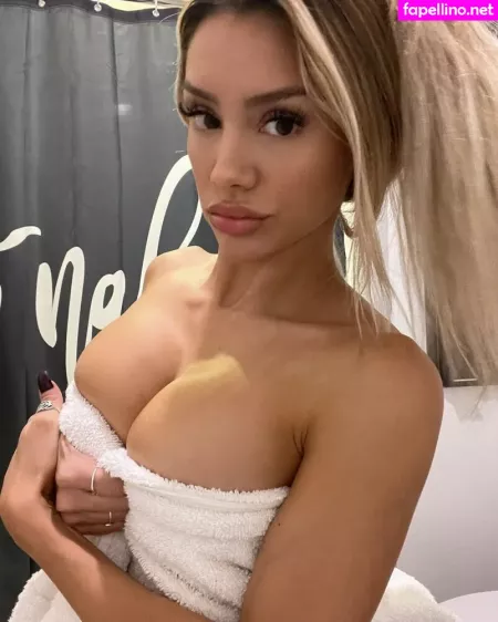 Mariana Morias OnlyFans Thumbnail #YjCw6saqTd