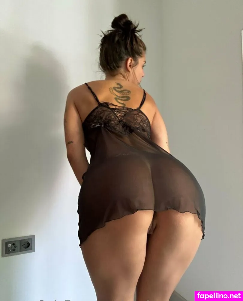 mariana.perezdelsolar, mariana.peruvianita, peruanita_veganita Nude Leaked OnlyFans Photo #3GW8enbuim