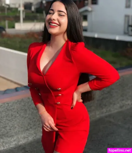 Mariana Pinho OnlyFans Thumbnail #ZbzMpKnvRv
