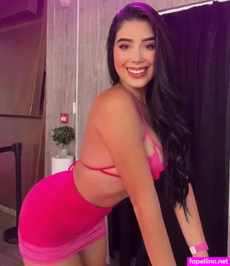 Mariana Zapata OnlyFans Thumbnail #Min7rPwLMR