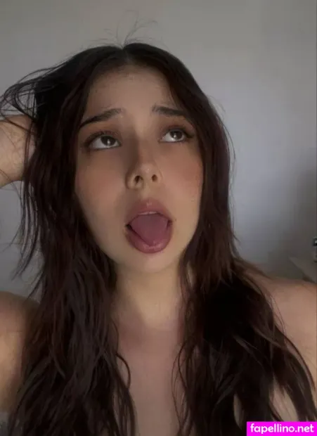 Marianahoyosr OnlyFans Thumbnail #7vAUZwNnT5