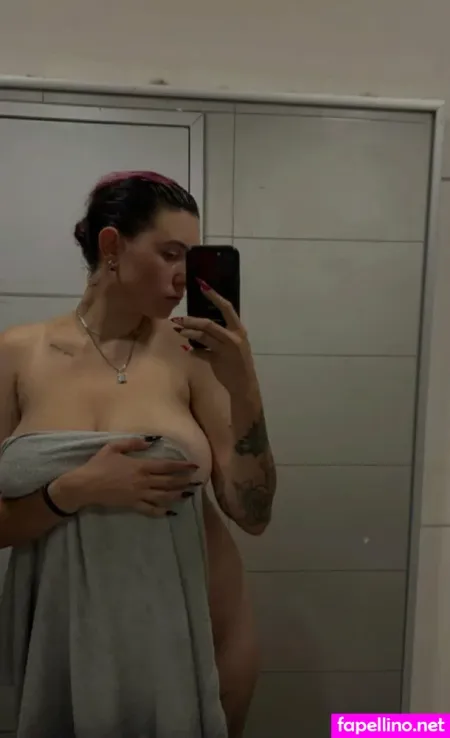 Marianananana OnlyFans Thumbnail #YtIkgE3xGA
