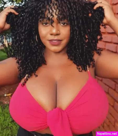 Mariane Aquiles OnlyFans Thumbnail #6iLrLlNxv7