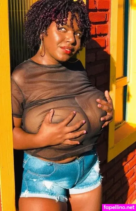 Mariane Aquiles OnlyFans Thumbnail #EklLPZfFOG