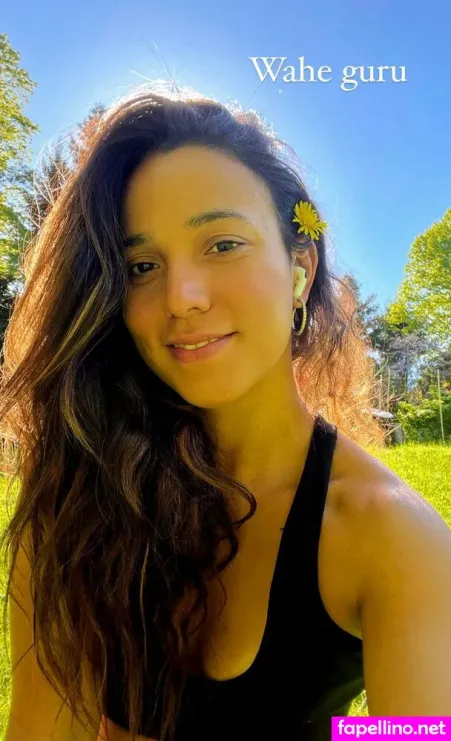 Mariane Sakay OnlyFans Thumbnail #0tiUmQUlx5