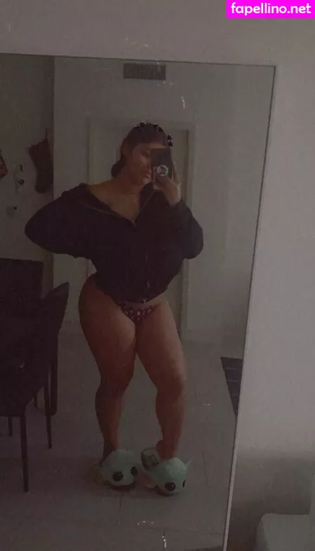 Mariantatte OnlyFans Thumbnail #RNpyFFoz8V