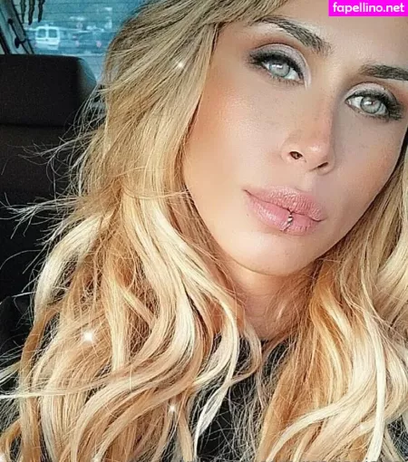 Mariapia Ts OnlyFans Thumbnail #fKEO7BttiS