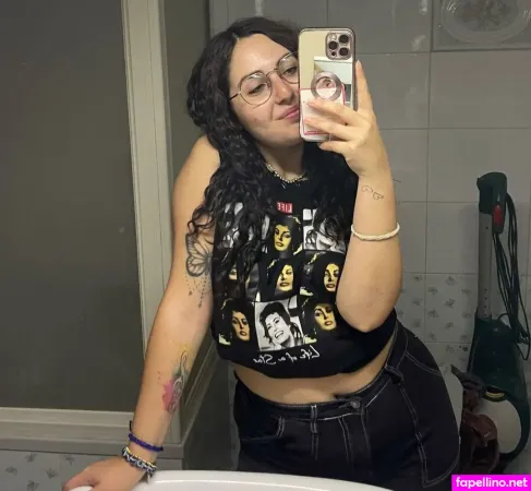 Mariassuntasacco OnlyFans Thumbnail #1Cru00EFku